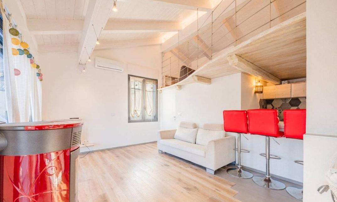 Appartamento Spotorno Con Ampio Terrazzo Attrezzato Anche Con Angolo Cottura Exterior foto